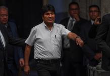 Manifestantes bloquean vías en Bolivia ante probable arresto de Evo Morales