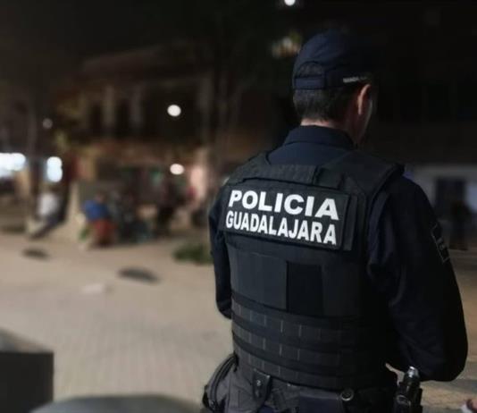 Riña entre escoltas de la policía de Tlajomulco termina con un elemento baleado Riña entre escoltas de la policía de Tlajomulco termina con un elemento baleado