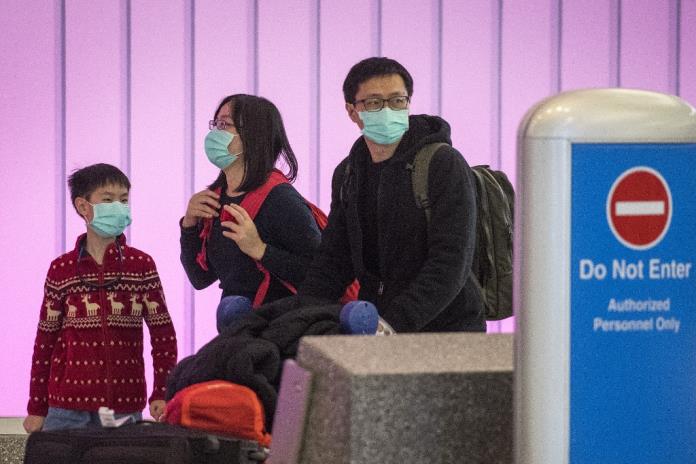 China suspende las visas de corta estadía para surcoreanos y japoneses por medidas anticovid