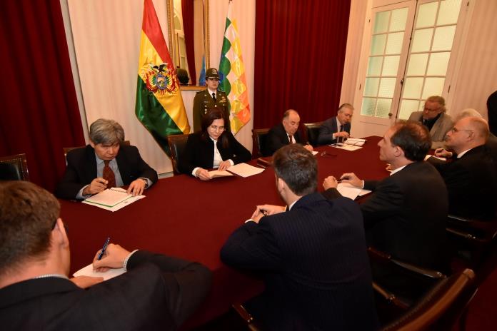 El Gobierno boliviano dialoga con la UE tras incidente con España y México