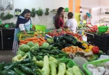 Estables los precios de la canasta básica en Mercado Juárez de Ocotlán