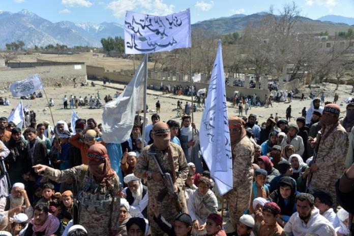 Los talibanes avisan a EEUU de no interferir en las decisiones de Afganistán