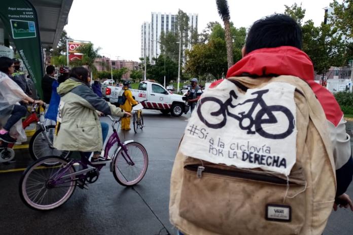 Ruedan en apoyo a la ciclovía de avenida Guadalupe