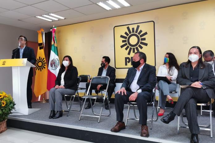 Confío en México de Chava Cosío firma convenio con PRD nacional