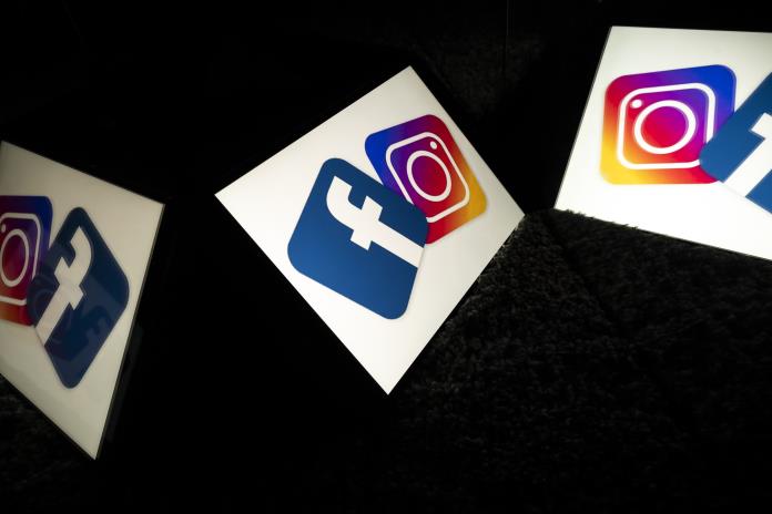 Facebook e Instagram bloquean cuentas relacionadas con teoría conspirativa QAnon