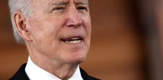 Biden insta a Israel a seguir normas de la guerra y pide a Irán tener cuidado