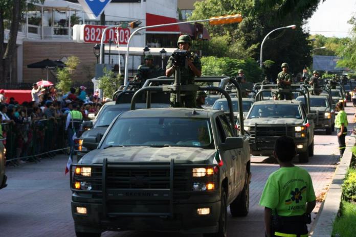 Persisten los abusos y falta transparencia en las fuerzas armadas en México, según informe