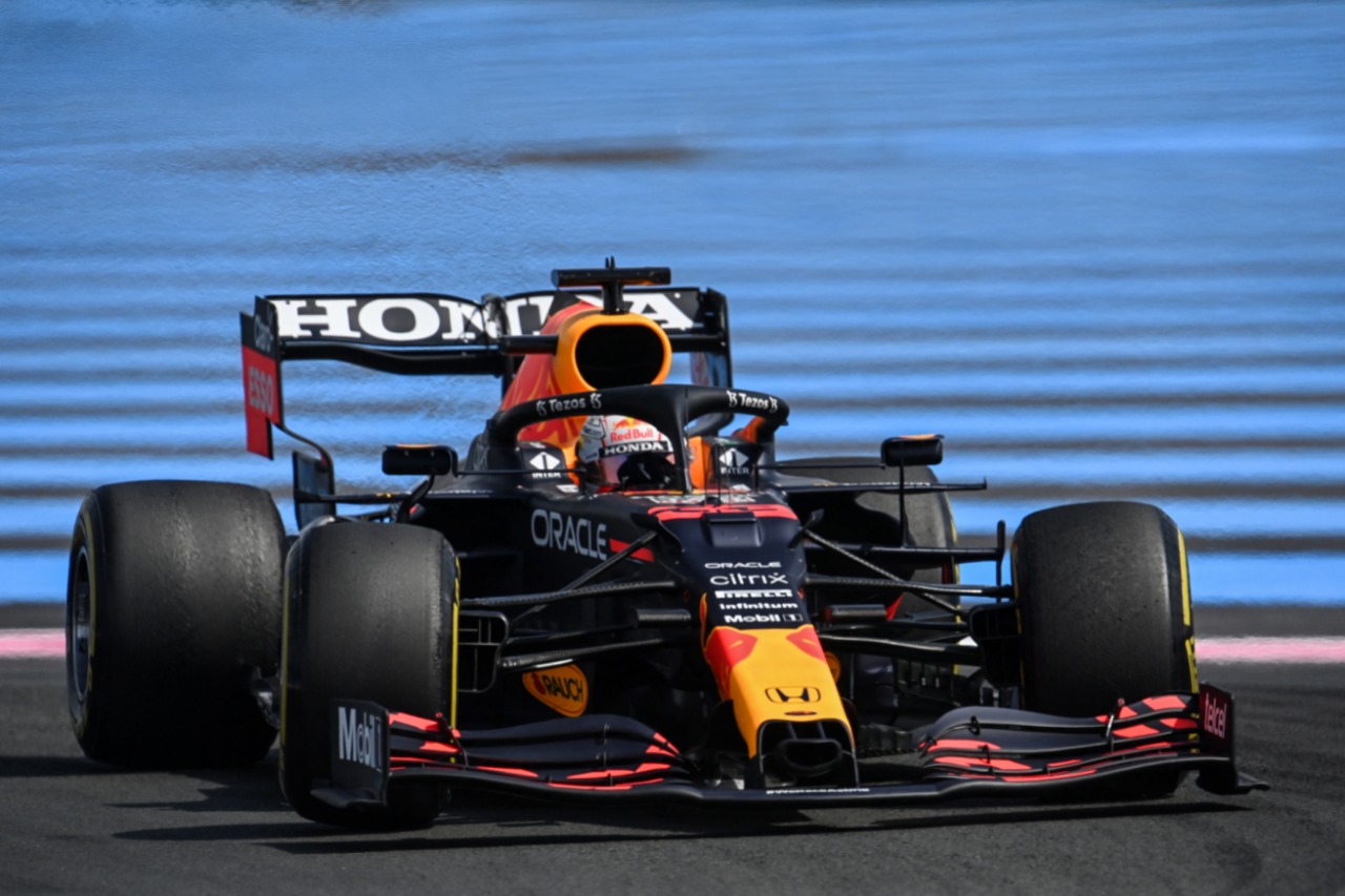 Verstappen arranca en Catar con una pole rumbo a su tercer Mundial Verstappen arranca en Catar con una pole rumbo a su tercer Mundial