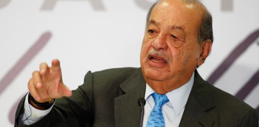 Carlos Slim ofrece rehabilitar tramo colapsado del metro de Ciudad de México
