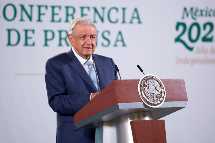 López Obrador defiende que el Ejército controle las aduanas de México