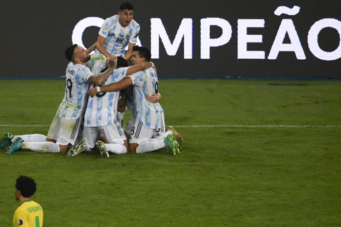 Messi gana su primer título con Argentina al vencer a Brasil en final de la Copa América