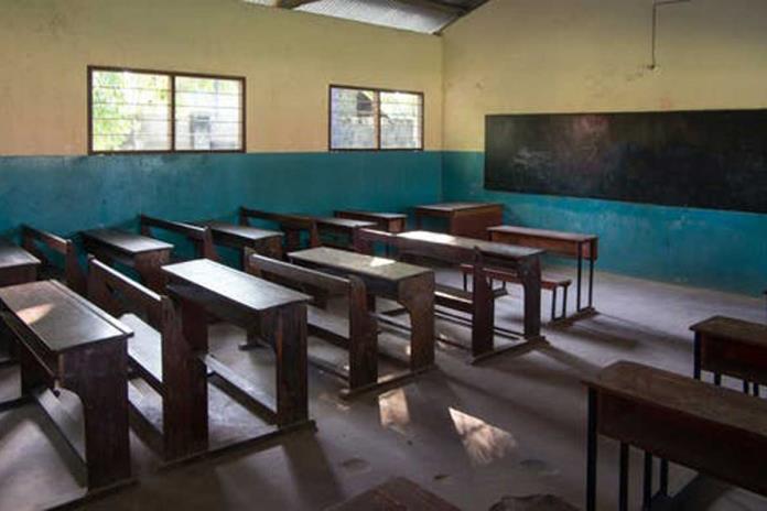 Tres muertos y 20 secuestrados en una escuela en Nigeria