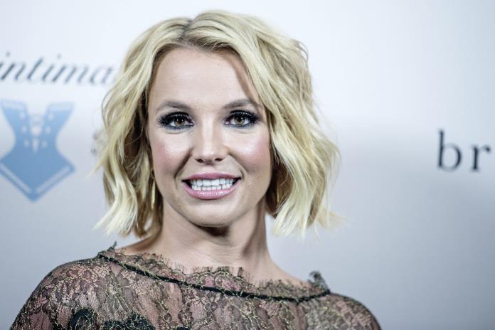 Después de 13 años, Britney Spears queda liberada de la tutela de su padre