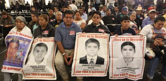 Expertos denuncian negativa deliberada del ejército mexicano a informar sobre caso Ayotzinapa
