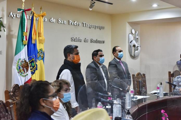 Con ex funcionarios y ex regidores, diputados conforman Concejo Municipal exprés en Tlaquepaque