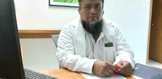 Médico recibe amenazas en San Cristóbal de la Barranca… y lo despiden
