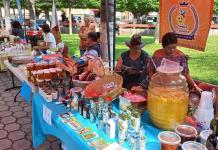 Feria de Productores en Sierra de Amula; un año de comercio local sustentable