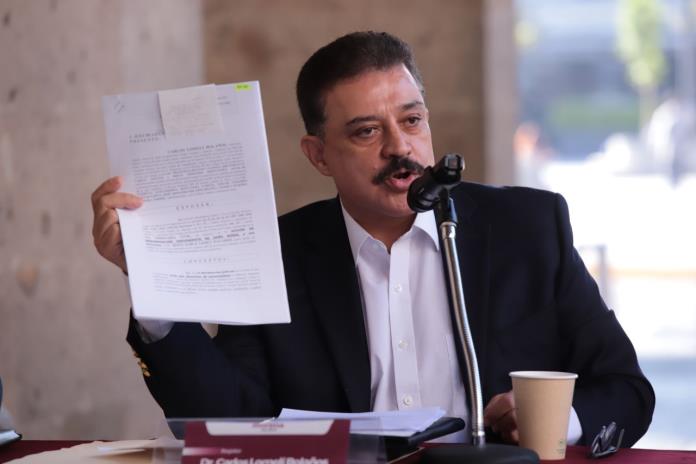 Por “daño moral”, Carlos Lomelí denuncia al alcalde Pablo Lemus
