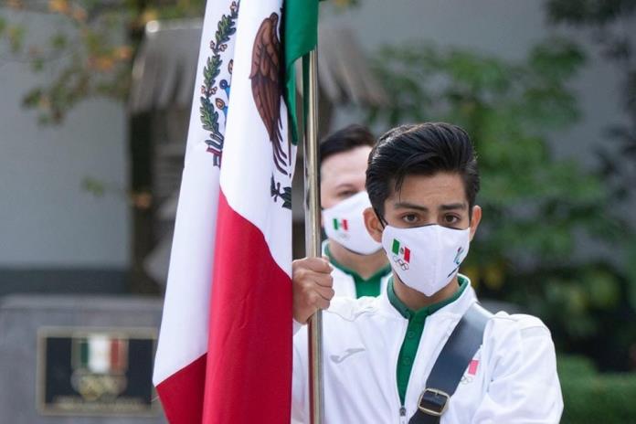 Patinador jalisciense Dónovan Carrillo llega a México el miércoles, luego de Beijing 22