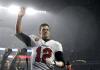 Tom Brady sale del retiro para jugar fútbol bandera en Arabia Saudí