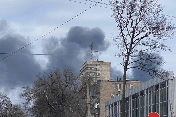 Rusia afirma que bombardeó un gran arsenal de armas occidentales cerca de Odesa