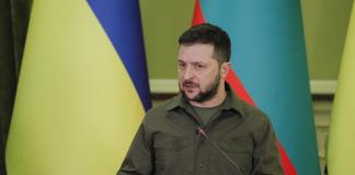Presidente de Ucrania destituye al ministro de Defensa