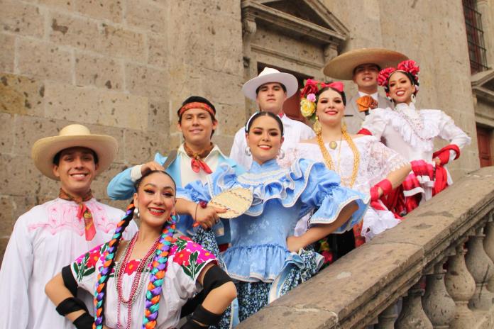 Para celebrar su quinto aniversario, el Ballet Folklórico Nuevo Jalisco presenta “¡Échale!, al son de mi tierra”