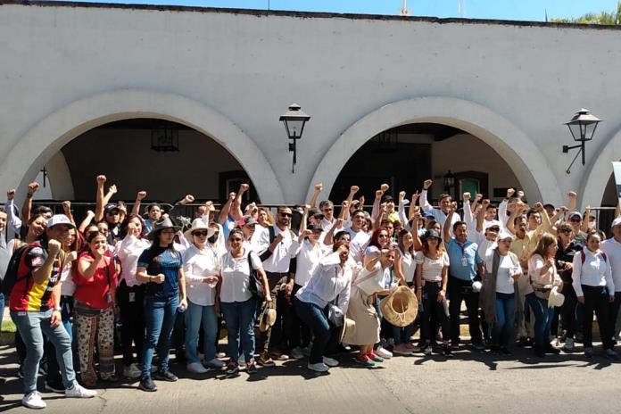 UdeG cumple 99 caminatas en Casa Jalisco para exigir respeto a su autonomía