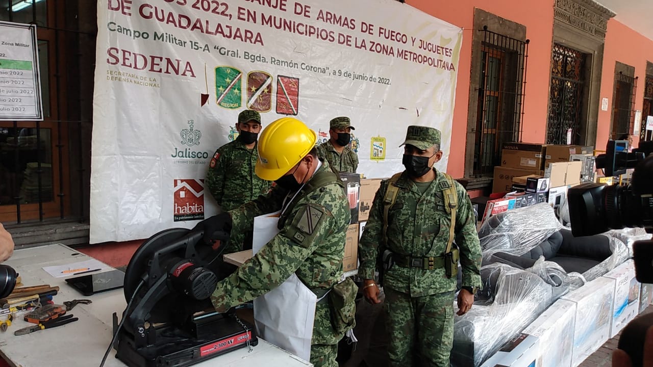 Programa de cambio de armas por electrodomésticos