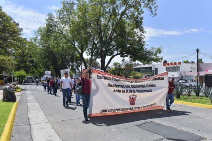 Estudiantes recorren más de 200 kilómetros para defender la Autonomía Universitaria