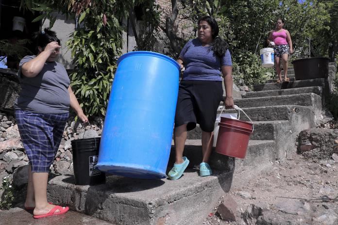 Acceso al agua es inequitativo en México, con hasta 15 millones de personas en carencia: UNAM