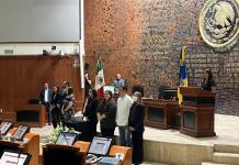Poder Legislativo rinde homenaje a expresidente municipal de Guadalajara