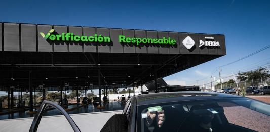 Crece verificación vehicular en Jalisco; uno de cada tres autos no la pasan