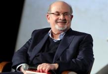 Autor de atentado contra escritor Salman Rushdie, inculpado de terrorismo en EEUU