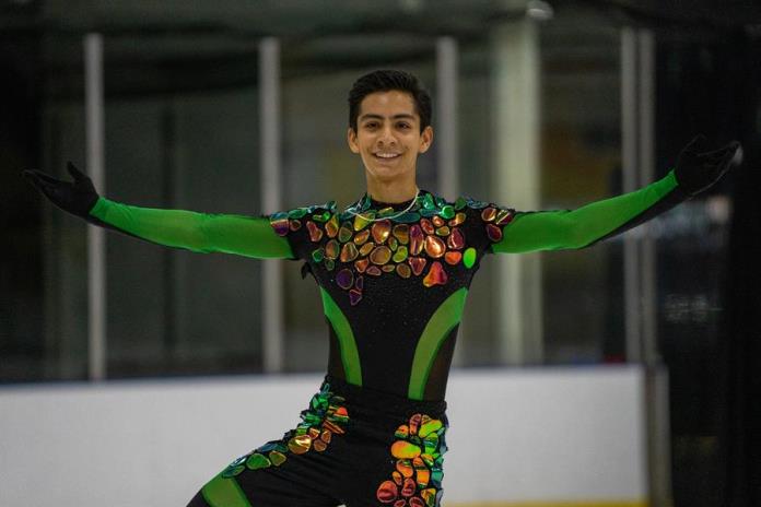 El patinador artístico mexicano Donovan Carrillo, premiado en Nueva York