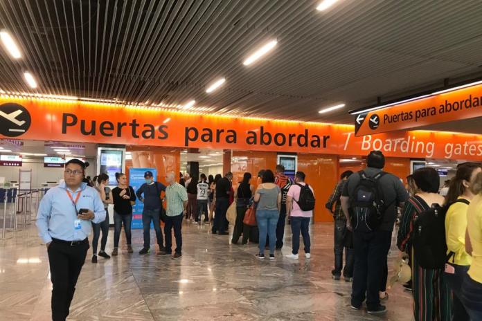 Jalisco negocia con aerolínea internacional vuelos directos a España y Madrid