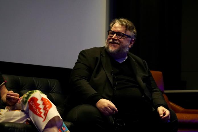 En memoria de su madre, Guillermo del Toro apoyará una década más a ANIMÉXICO