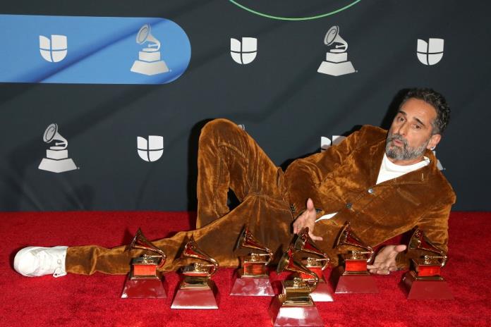Bad Bunny y Jorge Drexler consagran favoritismo en antesala de los Grammy Latinos