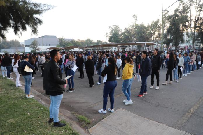 Más de mil 700 aspirantes presenta examen de admisión en el CUCiénega
