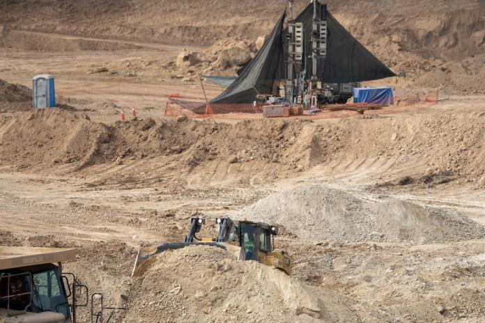 Gobierno mexicano promete seguir con el rescate de cuerpos de mineros de El Pinabete