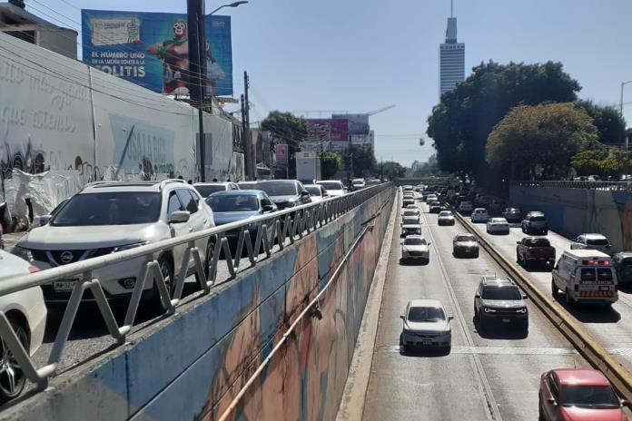 El Congreso local le va a entrar a realizar propuestas para resolver caos vial en avenida López Mateos
