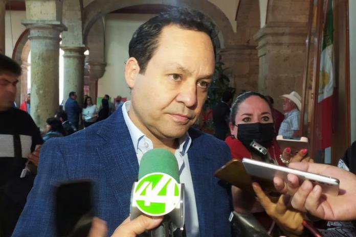 “Mi aspiración para ser candidato a gobernador, se basa en un proyecto de equipo”, dijo el senador de MC, Clemente Castañeda