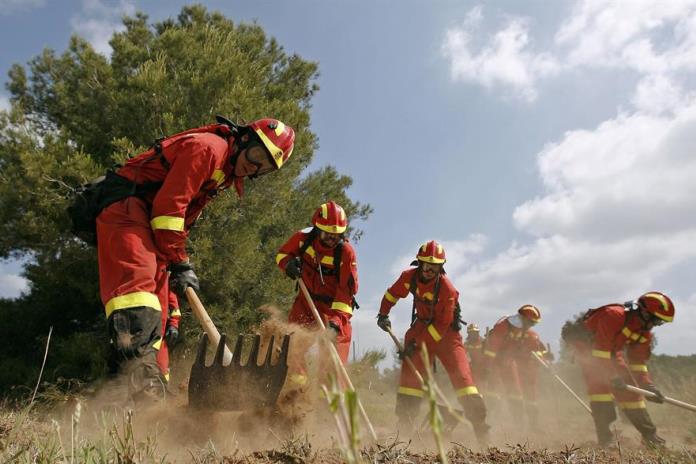 España envía apoyo a Chile para combatir los fuegos forestales
