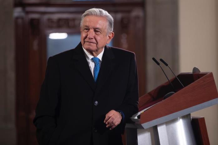 Desmienten infarto y rumores sobre salud de López Obrador
