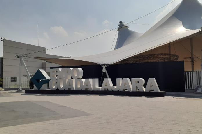 Presidente de Expo Guadalajara presume nuevo sistema de estacionamiento digital