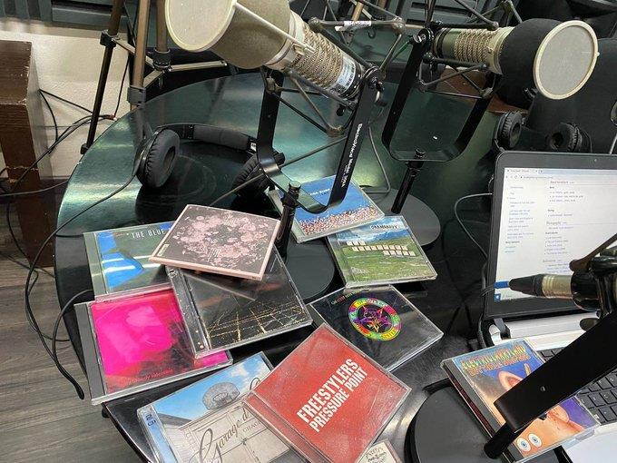 Radio al Cubo - Lu. 13 Mar 2023 - la música que no olvidas