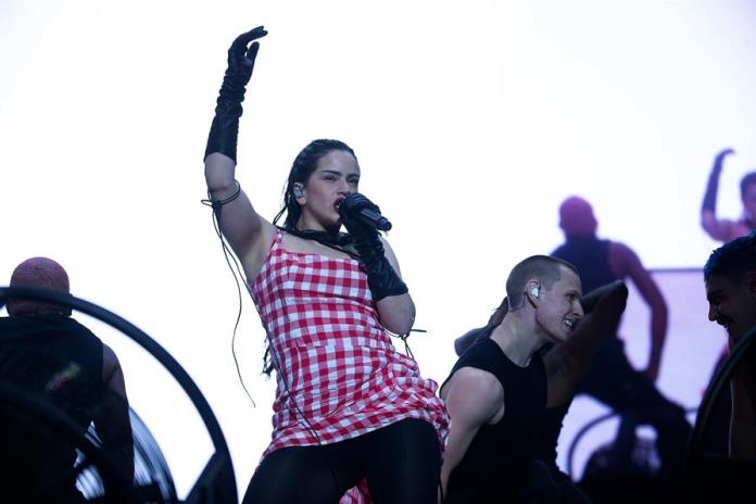Rosalía ofrecerá un concierto gratuito en el Zócalo de la Ciudad de México