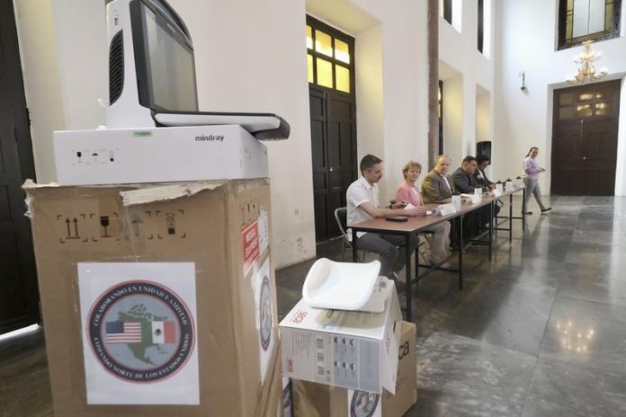 Consulado americano dona equipo de ultrasonido a Salud Jalisco