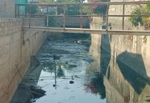 Limpian y limpian canales... y la basura sigue estancada en Zapopan