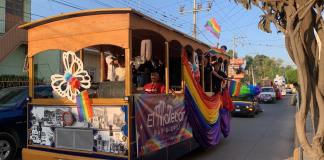 Llevan cabo primera marcha del Orgullo LGBTIQ+ en Jamay